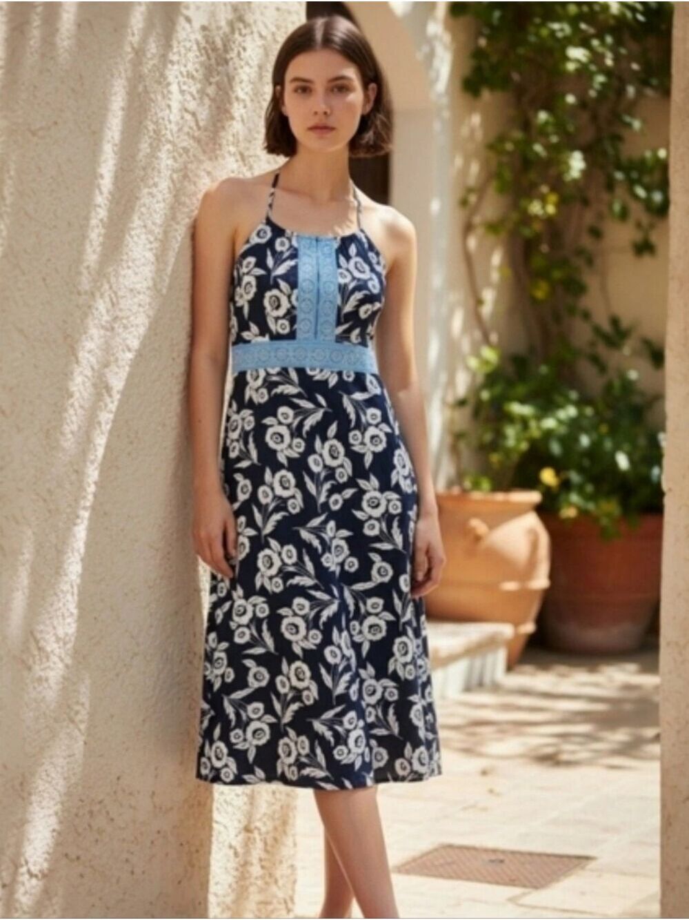 Ann Taylor LOFT Blue Floral Halter Dress Size 4